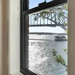 Apartment One Bedroom On Sydney Harbour