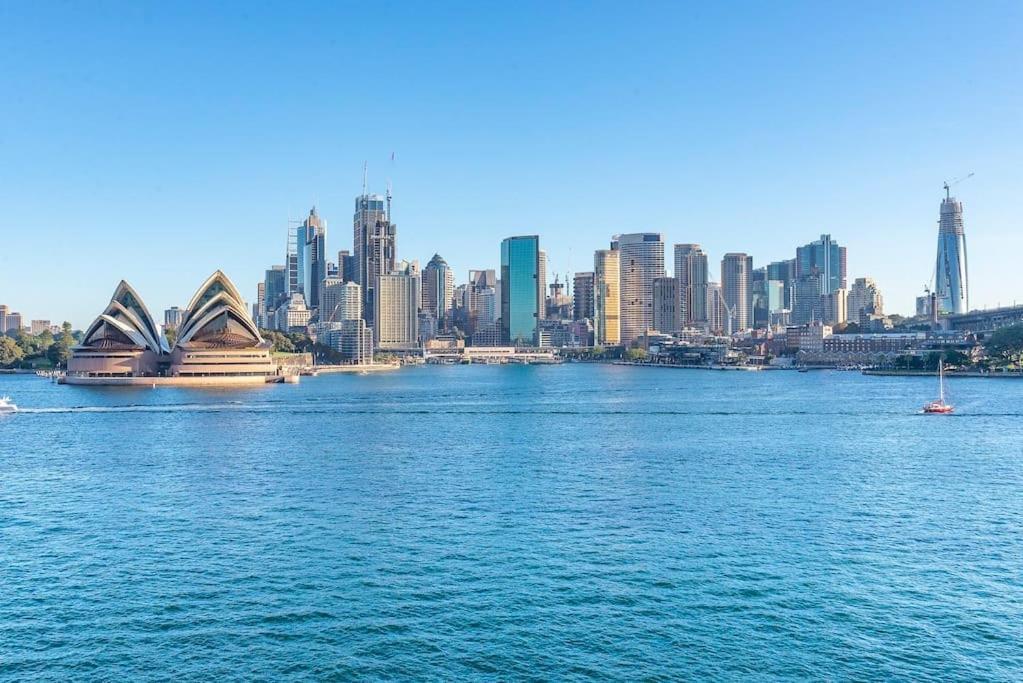 One Bedroom On Harbour Apartment