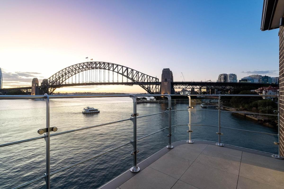 One Bedroom On Harbour Apartment Sydney